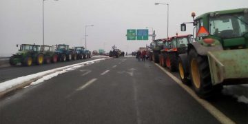 Οι αγρότες του Άργους Ορεστικού καλούν σε συγκέντρωση αύριο έξω από την Αντιπεριφέρεια Καστοριάς, με αφορμή την επίσκεψη Άδωνι Γεωργιάδη