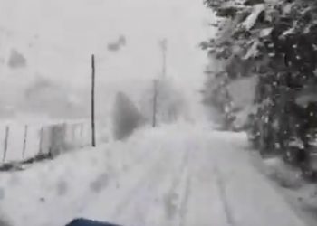 Αποχιονισμός στο Κωσταράζι Καστοριάς-VIDEO