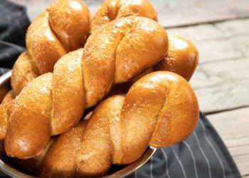 Συνταγή για τραγανά κουλουράκια πορτοκαλιού -Χωρίς βούτυρο και αυγά, γίνονται θεϊκά