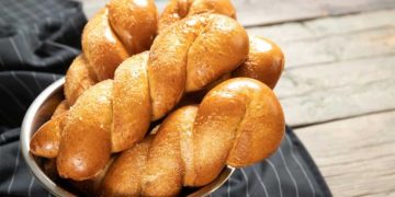 Συνταγή για τραγανά κουλουράκια πορτοκαλιού -Χωρίς βούτυρο και αυγά, γίνονται θεϊκά