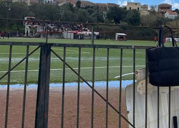 Απαράδεκτες συνθήκες φιλοξενίας καταγγέλλουν οι φίλαθλοι της Κοζάνης στην Κέρκυρα