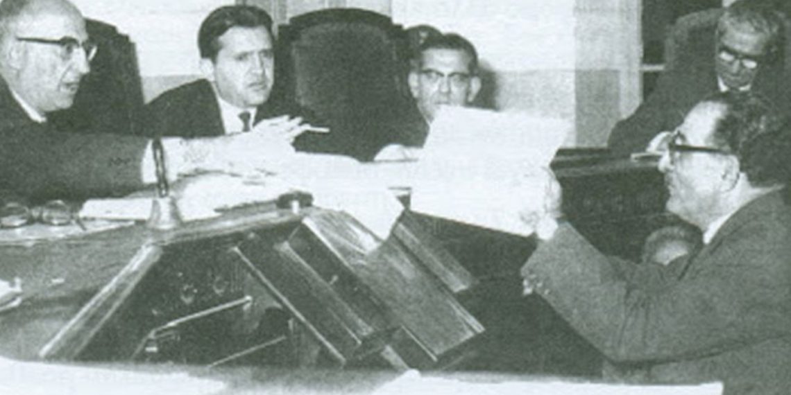 Ενα σύμφυρμα κλεφτών, βιαστών, δοσίλογων και κάθε είδους κακοποιών- Γράφει ο Θεοφάνης Μαλκίδης