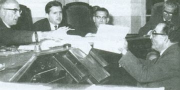 Ενα σύμφυρμα κλεφτών, βιαστών, δοσίλογων και κάθε είδους κακοποιών- Γράφει ο Θεοφάνης Μαλκίδης