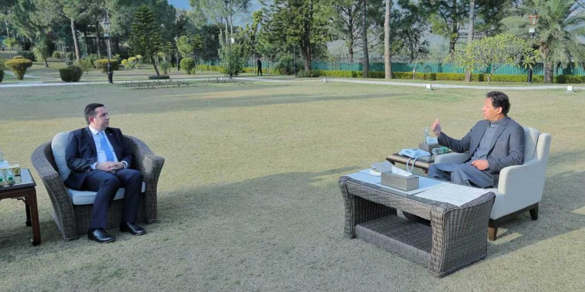 Πανελληνια Πατριωτική Ένωση: Τι πήγε να κάνει στο Πακιστάν και τι συμφωνίες υπέγραψε ο N. Μηταράκης;