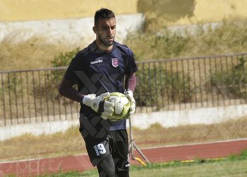 Εντυπωσιάζει με τη φανέλα του Διαγόρα Ρόδου στην SL2 o καταγόμενος από τον Φούφα Γιάννης Μπίντσης