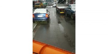 Γρεβενά: Οδηγός πάρκαρε το Ι.Χ. του όπου βρήκε, κλείνοντας το δρόμο σε εκχιονιστικό