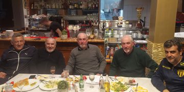 Την πίτα του για τη νέα χρονιά έκοψε ο Τιτάν Σερβίων (φωτογραφίες)