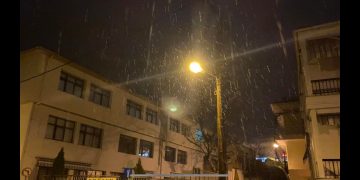 Χιονίζει και στην Κοζάνη- VIDEO