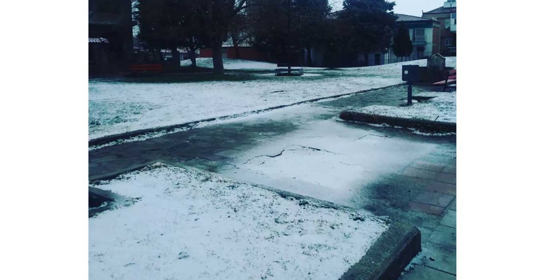 Εικόνες τώρα: Καρυοχώρι Εορδαίας και Πτολεμαΐδα στα λευκά -VIDEO