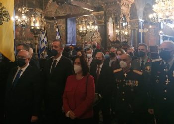 Με την παρουσία του Υφ. Μεταφορών Μιχάλη Παπαδόπουλου η επίσημη δοξολογία στον Ιερό Ναό Αγίου Νικολάου στην Κοζάνη για την 25η Μαρτίου (φώτο)