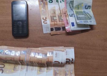 Εξιχνιάσθηκαν 12 ακόμη περιπτώσεις τηλεφωνικής απάτης, για τις οποίες συνελήφθη 52χρονος, από το Τμήμα Ασφάλειας Φλώρινας