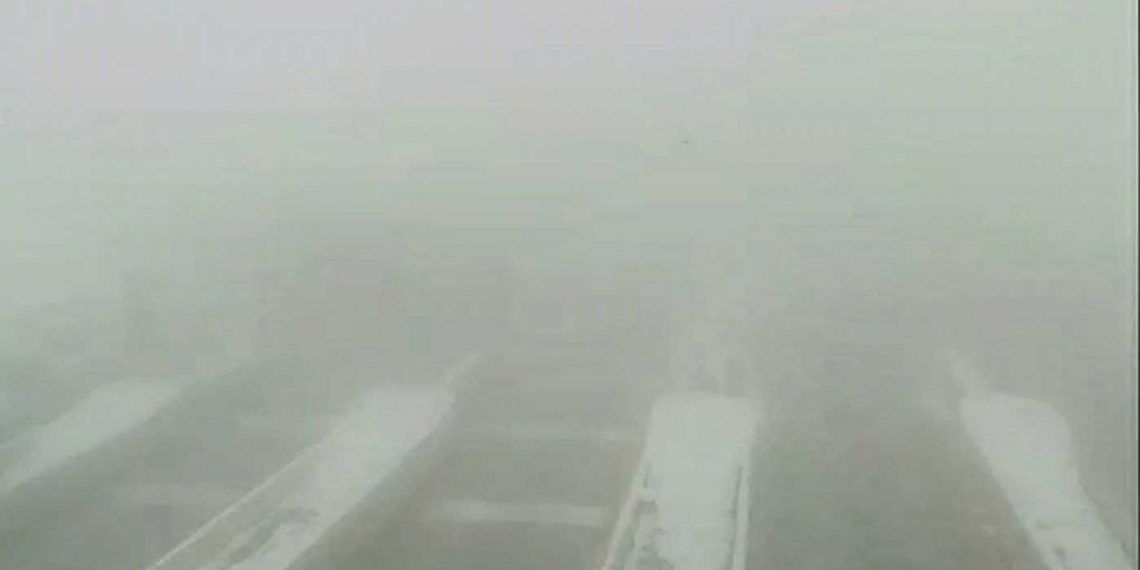 “Εγνατία Οδός”: Περιορισμένη ορατότητα στο τμήμα από Βέροια έως τον Πολύμυλο εξαιτίας πυκνής ομίχλης