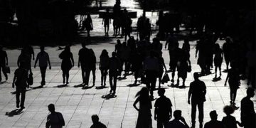 Έρευνα ΓΣΕΕ: Το 59% των εργαζομένων μειώνει την κατανάλωση βασικών ειδών διατροφής λόγω ακρίβειας