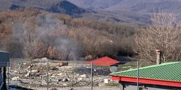 Έκρηξη σε εργοστάσιο στην Ιτέα Γρεβενών: Τρία άτομα αγνοούνται(φωτογραφίες)