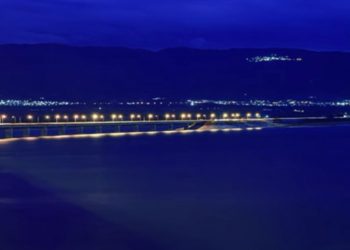 Στη λίμνη του Αλιάκμωνα- Υπέροχο τραγούδι από την Ελένη Γαλάνη