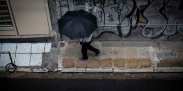 Καιρός: Επιδείνωση με βροχές και χιόνια τις επόμενες ώρες – Ποιες περιοχές θα «χτυπήσει» η κακοκαιρία