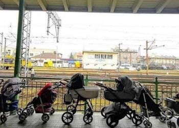 Slava Zhinkam Ukrainy!*  -Της Χριστιάννας Λούπα