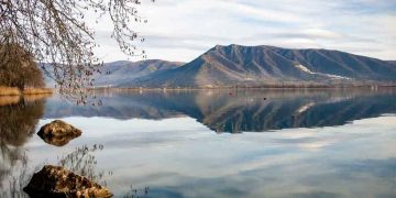 Οι εμπειρίες που πρέπει οπωσδήποτε να ζήσετε στην Καστοριά