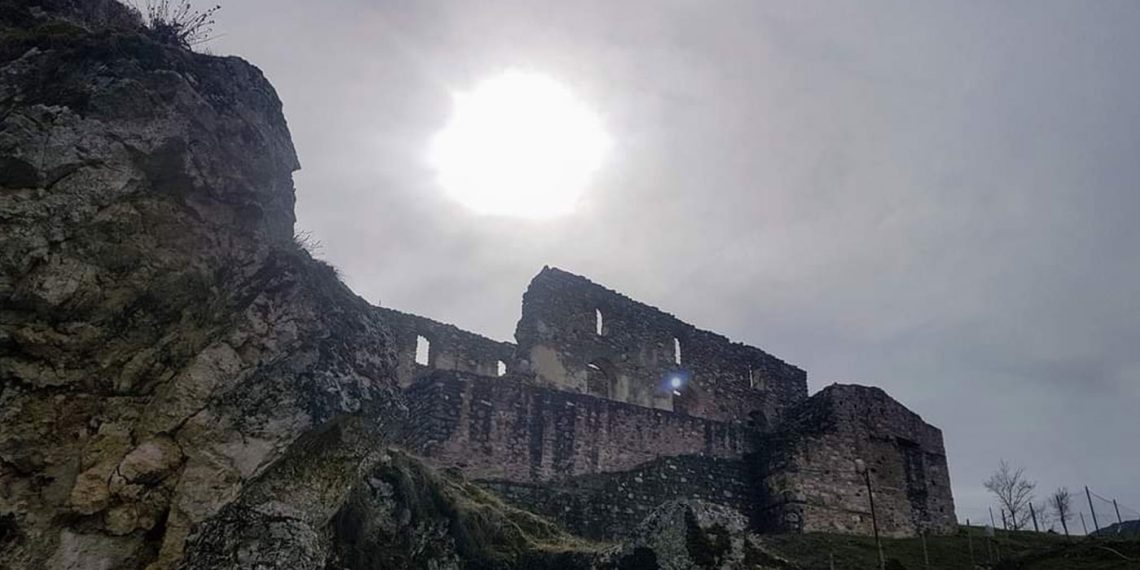 Υπέροχες εικόνες από την Καστροπολιτεία Σερβίων (φώτο)