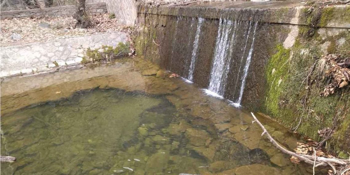 Απόδραση στους Καταρράκτες Σκεπασμένου στο Βελβεντό (Φωτογραφίες)