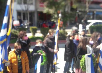 Με καταθέσεις Στεφάνων από τα Σχολεία στα Ηρώα της Πόλης , ξεκίνησε το εορταστικό πρόγραμμα, για την Εθνική Επέτειο της 25ης Μαρτίου 1821 στο Δήμο Εορδαίας! (της Κούλας Πουλασιχίδου)