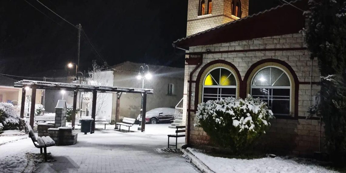 Λευκό τοπίο στην Κερασιά Κοζάνης