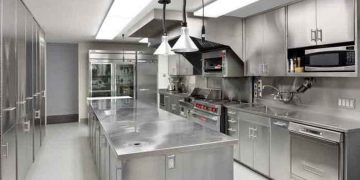 Εξοπλίζεται με επαγγελματική κουζίνα και όχημα διανομής γευμάτων το ΚΑΠΗ Σιάτιστας