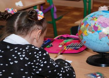 Οι πρώτοι μαθητές από Ουκρανία στη Δ. Μακεδονία – Σε σχολεία της Καστοριάς