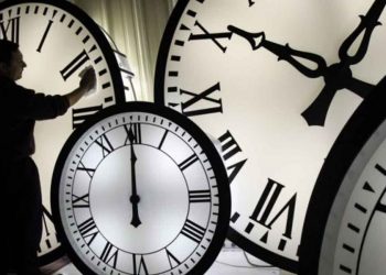 Αλλαγή ώρας 2022: Πότε γυρίζουμε τα ρολόγια, γιατί δεν καταργείται