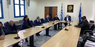 Με αγρότες από την περιοχή συναντήθηκε ο Αν. Υπ. Ανάπτυξης Ν. Παπαθανάσης-Του έθεσαν επί τάπητος τα προβλήματά τους