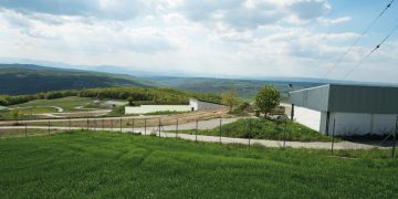 Συμβαίνει τώρα: Μεγάλη έκρηξη σε εργοστάσιο στην Ιτέα Γρεβενών