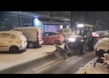 Συνεχίζεται έως αυτή την ώρα η χιονόπτωση στην Πόλη της Πτολεμαΐδας! (Της Κούλας Πουλασιχίδου)