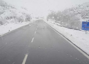 Πέντε πόντους χιόνι στο Μεταξά αλλά με καθαρούς τους δρόμους (φωτ.)