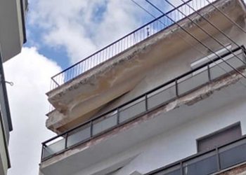 Δήμος Κοζάνης: Προσοχή στην αποκόλληση επιχρισμάτων από μπαλκόνια και όψεις οικοδομών