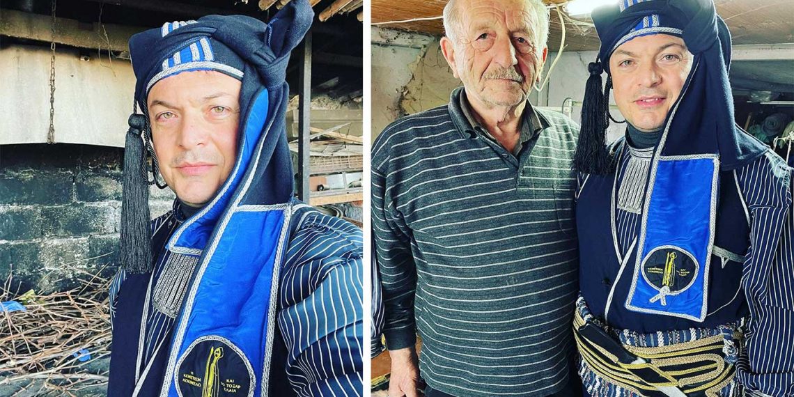 Η ποντιακή φορεσιά που έφτιαξε για τον γνωστό τραγουδιστή Ματθαίο Τσαχουρίδη, ο 77χρονος Ν. Γεωργιάδης από τον Τετράλοφο