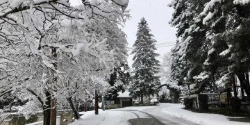 Πανέμορφες εικόνες με τον Βελβεντό στα “λευκά” σήμερα Τρίτη
