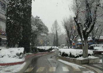 Ντυμένη στα λευκά η Πτολεμαΐδα (φώτο- βίντεο)