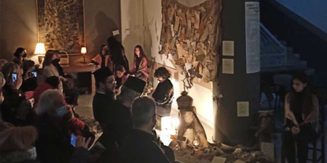 Παρουσία του ΠΡΩΤΟΣΥΓΚΈΛΛΟΥ της Ιεράς Μητροπόλεώς μας Αρχιμανδρίτου Νικηφόρου Μανάδη ,η “ξεχωριστή” εκδήλωση του Γ’ Γυμνασίου Πτολεμαΐδας, για τα 100 χρόνια από τη Μικρασιατική καταστροφή. (ρεπορτάζ της Κούλας Πουλασιχίδου)- φώτο βίντεο