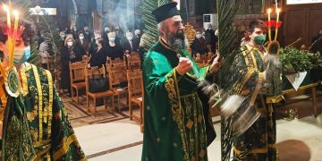 Με δεκάδες ΦΟΙΝΙΚΕΣ στολίστηκε σήμερα Κυριακή των Βαΐων ο Ιερός Ναός Αγίας Σκέπης Πτολεμαΐδας! ( ρεπορτάζ της Κούλας Πουλασιχίδου)