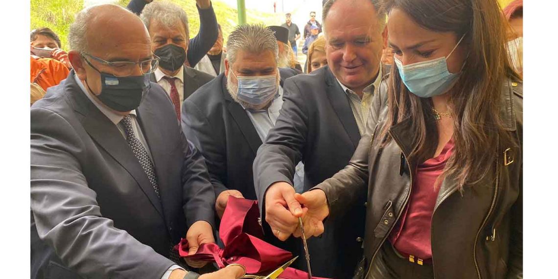 Το κόψιμο της κορδέλας των εγκαινίων του βρεφονηπιακού σταθμού από την υφ. Δόμνα Μιχαηλίδου (VIDEO- ΦΩΤΟΓΡΑΦΙΕΣ)