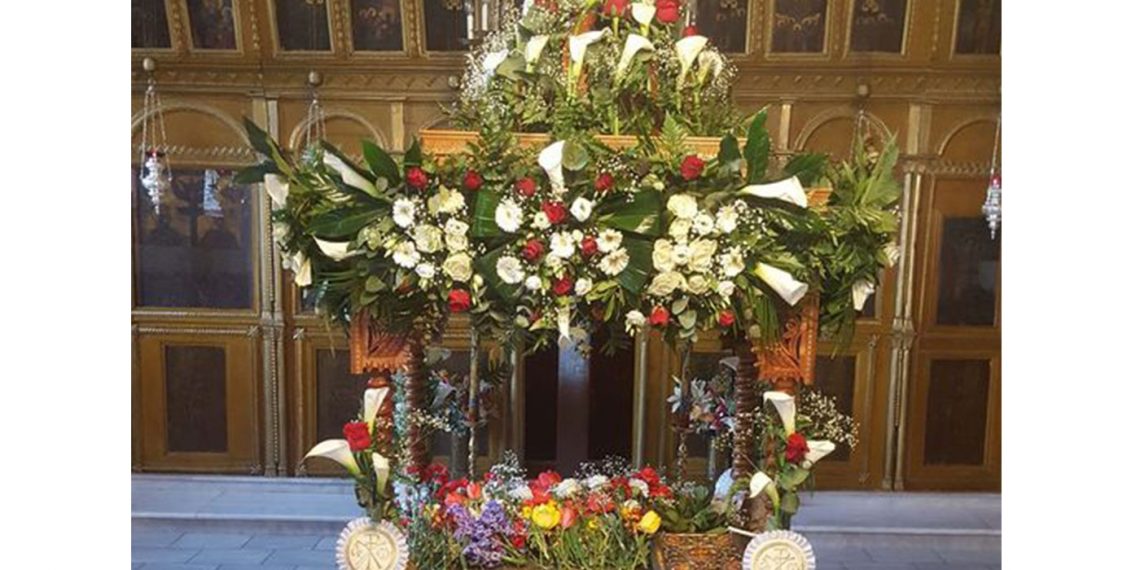 Ο επιτάφιος στον Άγιο Νικόλαο Ολυμπιάδας (φώτο)