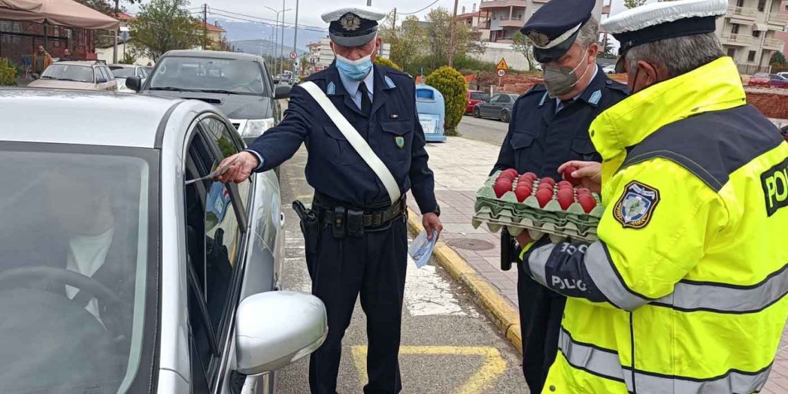 Ενημερωτικά φυλλάδια διανεμήθηκαν για την πρόληψη τροχαίων ατυχημάτων από τα Τμήματα Τροχαίας Κοζάνης και Γρεβενών