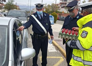 Ενημερωτικά φυλλάδια διανεμήθηκαν για την πρόληψη τροχαίων ατυχημάτων από τα Τμήματα Τροχαίας Κοζάνης και Γρεβενών