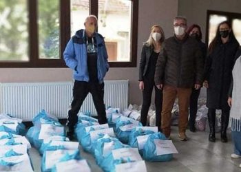 Διανομή δεμάτων αγάπης και αλληλεγγύης σε πολίτες ευπαθών κοινωνικών ομάδων, από το Δήμο Εορδαίας
