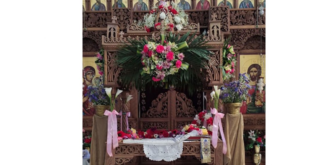 Πανέμορφος ο επιτάφιος στον Ιερό Ναό Αγίου Γεωργίου στην Ασβεσόπετρα (φώτο-βίντεο)