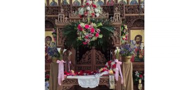 Πανέμορφος ο επιτάφιος στον Ιερό Ναό Αγίου Γεωργίου στην Ασβεσόπετρα (φώτο-βίντεο)