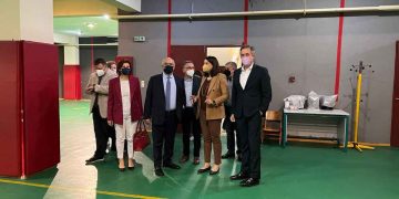 “Το περιβάλλον είναι το σπίτι μας και πρέπει να το προστατέψουμε” είπε μαθήτρια στην Υπ. Παιδείας Ν. Κεραμέως που επισκέφθηκε το 11ο Δημοτικό Πτολ/δας