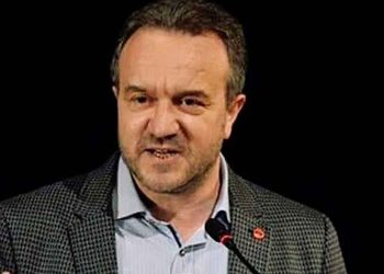 Βολές Κουζιάκη στον απολογισμό της δημοτικής αρχής: “Έχει γυρίσει την πλάτη στην κοινωνία και οι πολίτες της το ανταποδίδουν”- video