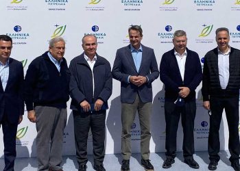 Έφτασε ο πρωθυπουργός Κυριάκος Μητσοτάκης στο φωτοβολταϊκό πάρκο στα Λιβερα (φώτο-βίντεο)