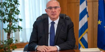 Μιχάλης Παπαδόπουλος: «Βελτιώνουμε τις συνθήκες για την υποστήριξη του ηλεκτροκίνητου οχήματος»